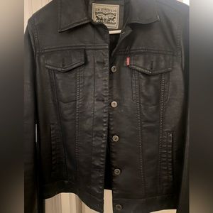 NWOT Black leather ladies trucker jacket size s